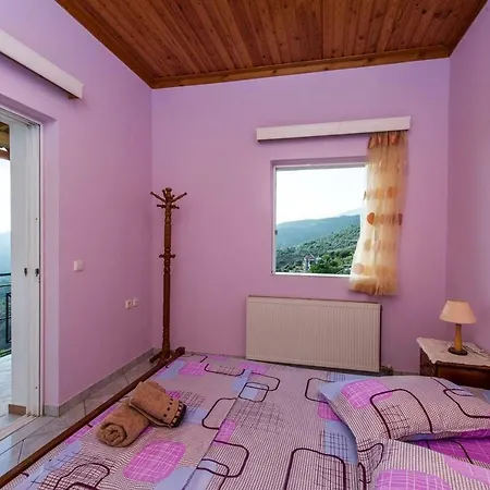 Mani's Balcony With Seaview Holiday home *